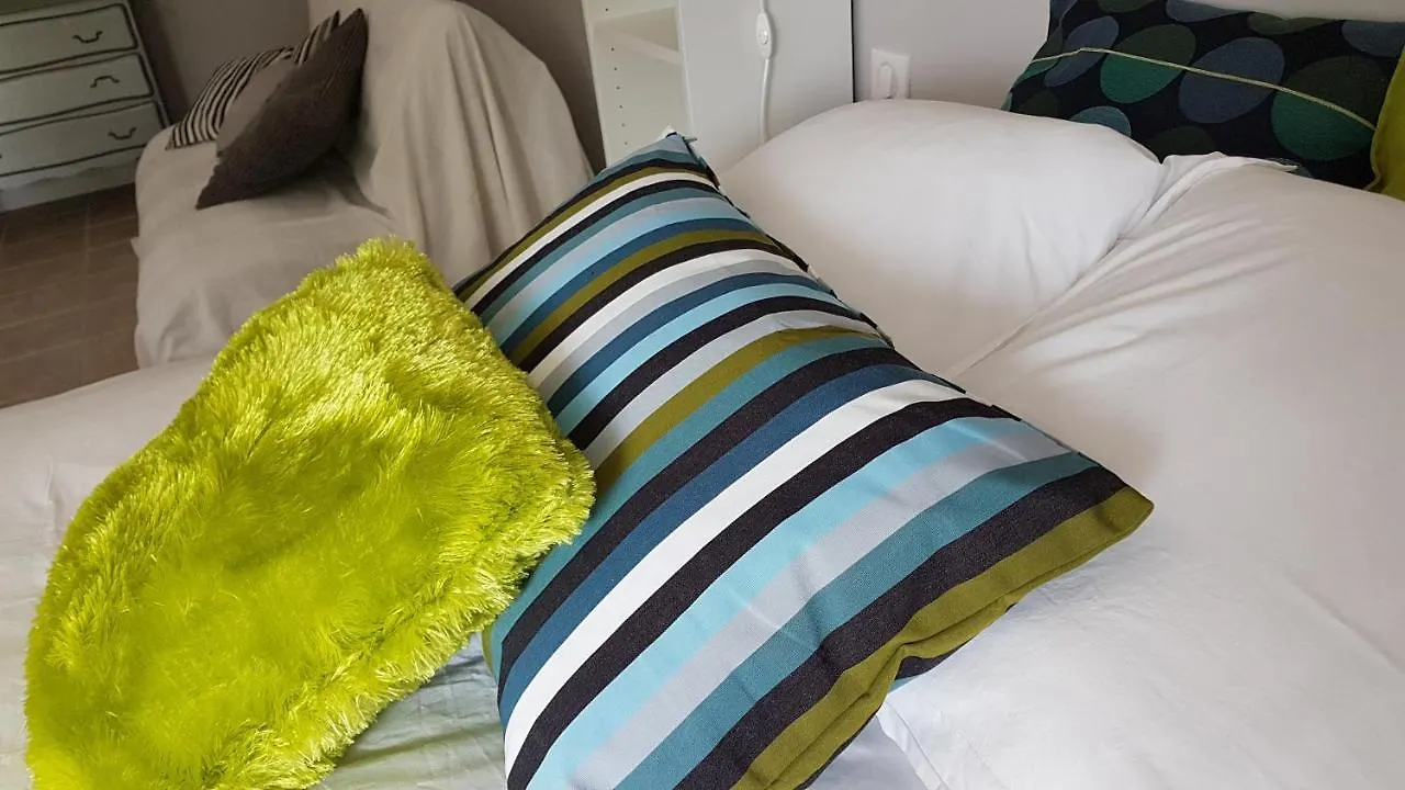 Domaine Des Pecheries Montel-de-Gelat Bed & Breakfast