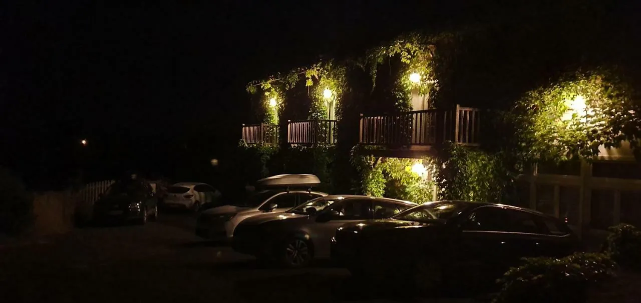 Bed & Breakfast Domaine Des Pecheries Montel-de-Gelat